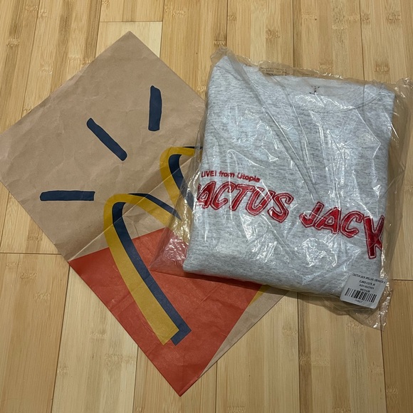 Cactus Jack McDonald’s Crewneck - Picture 1 of 5